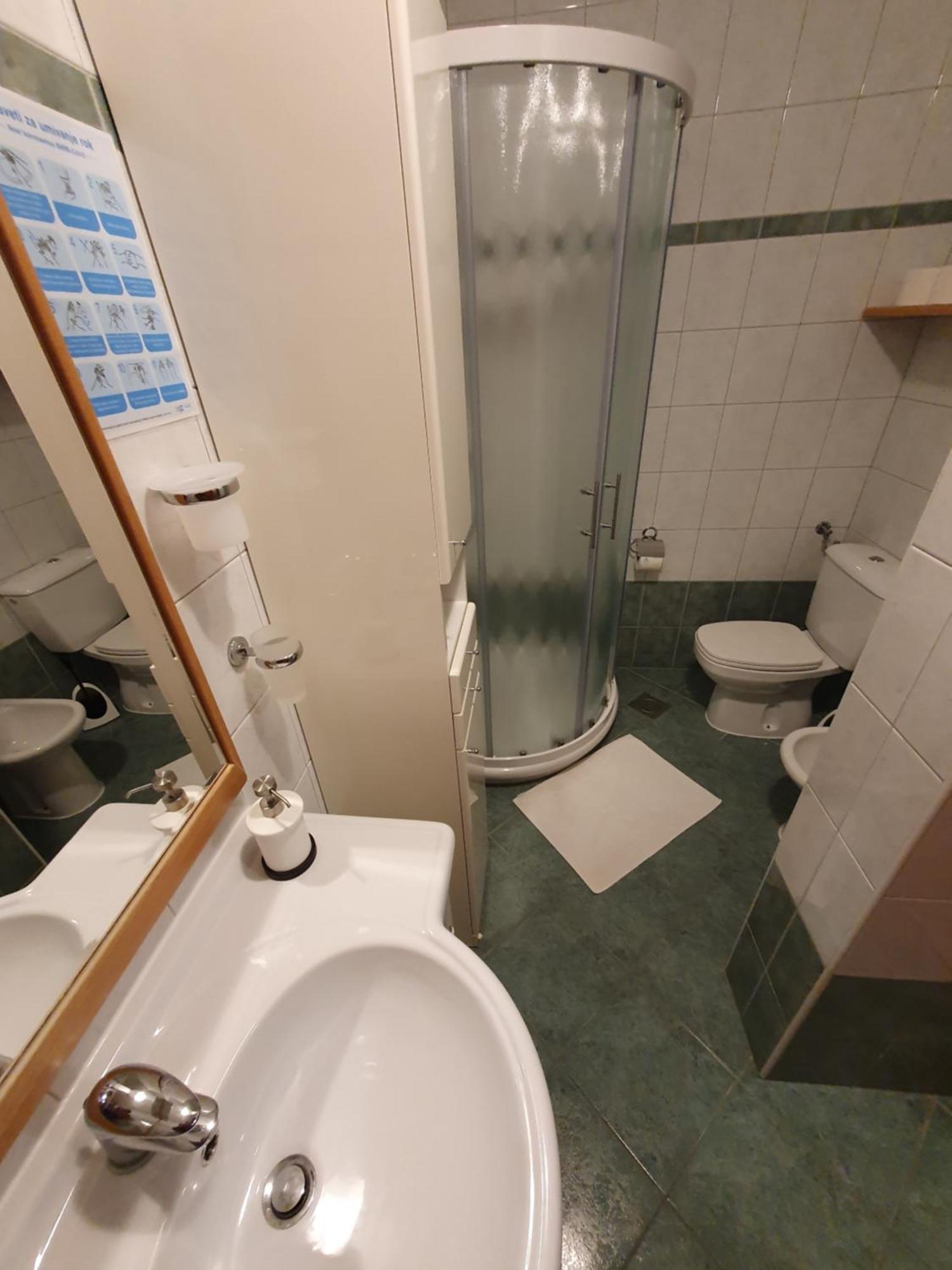 Miskar Rooms Церкница Номер фото