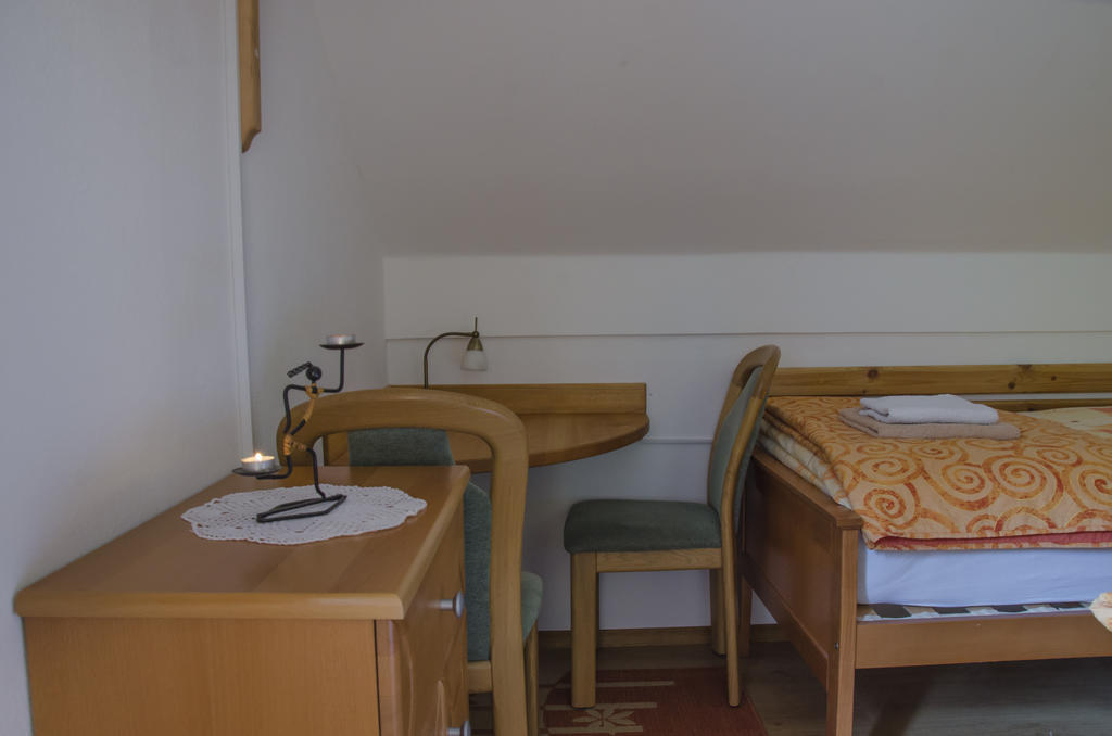 Miskar Rooms Церкница Номер фото